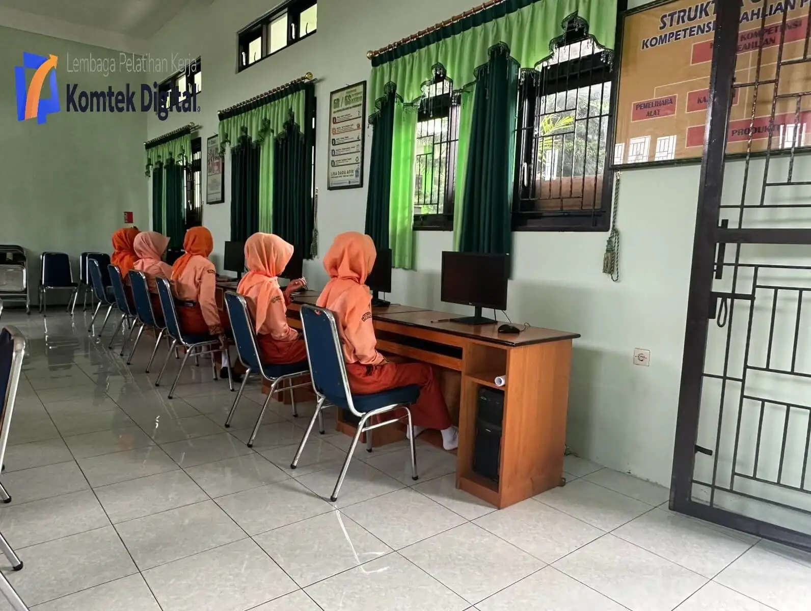 Backlink di Na IX-X, Labuhanbatu Utara